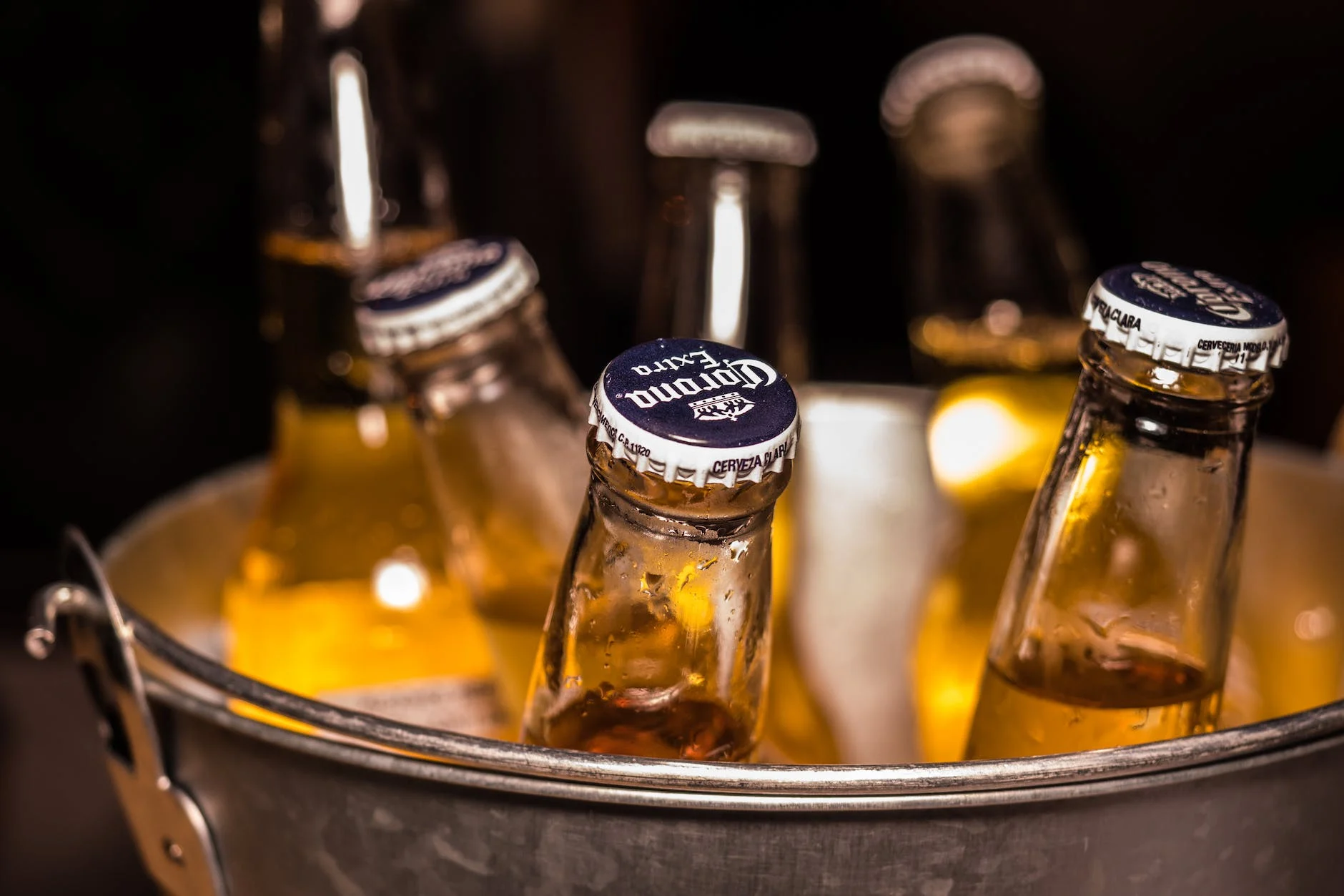 Academia e Cerveja: Como o Álcool Afeta seu Treino